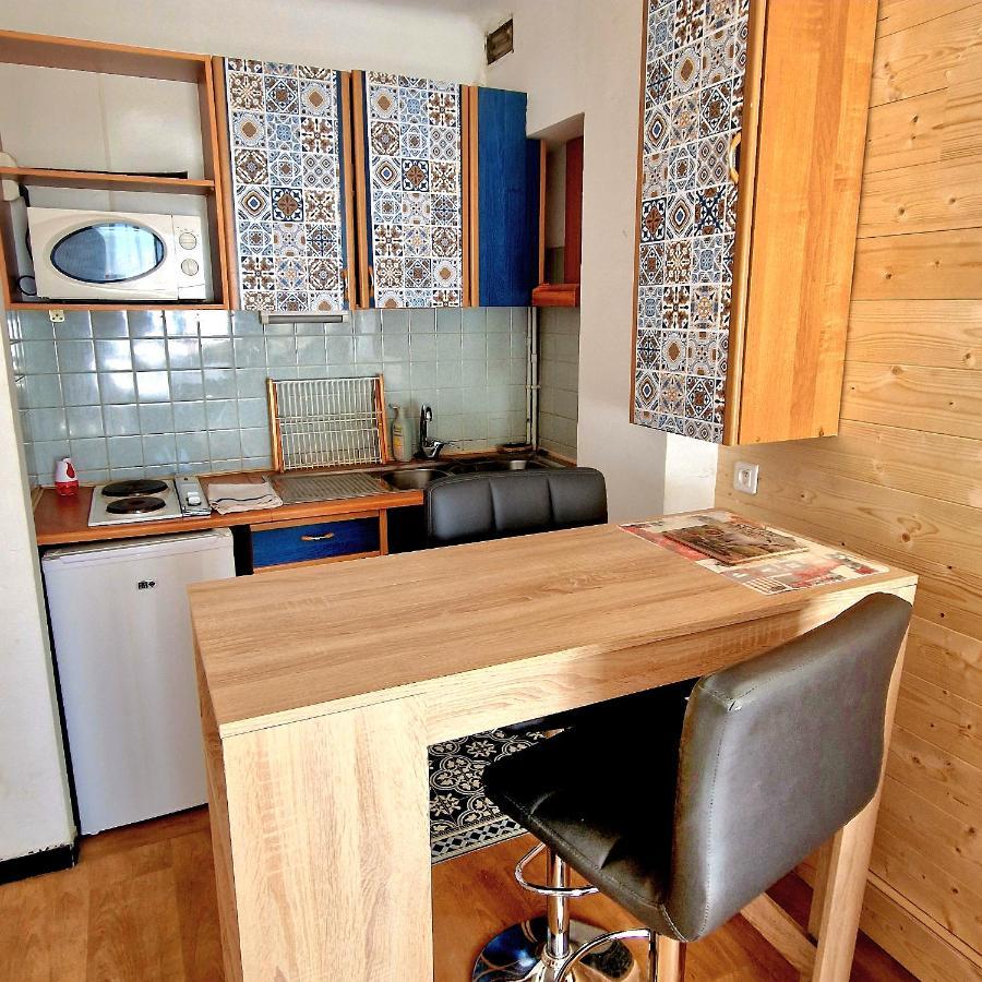 studio entier 25m2 proche centre ville Font Romeu Extérieur photo